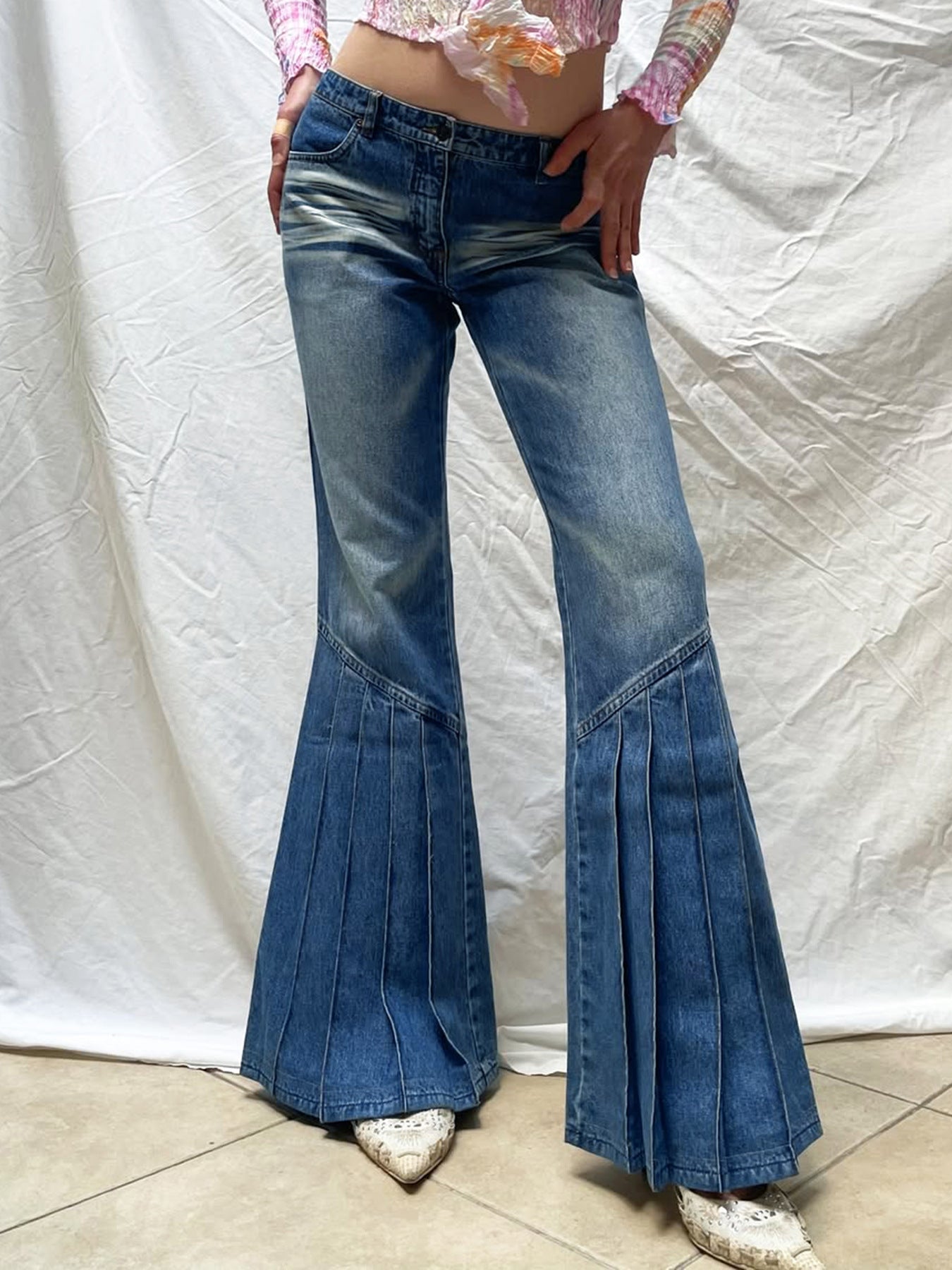 Low-Rise Bootcut Jeans - Vintage Wash Streetwear Pants with Lifting Effect | Free Shipping