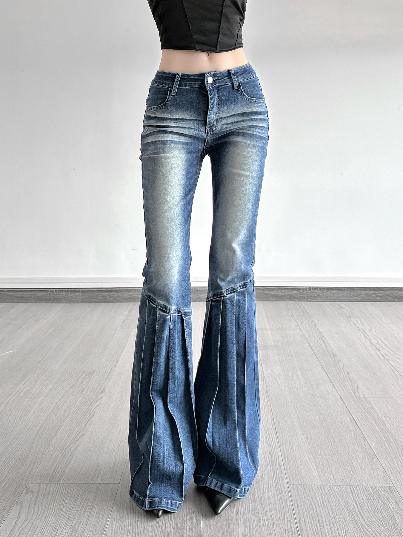 Low-Rise Bootcut Jeans - Vintage Wash Streetwear Pants with Lifting Effect | Free Shipping